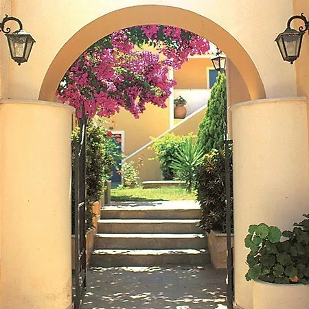 Palazzo Hotel Archangelos (Laconia)