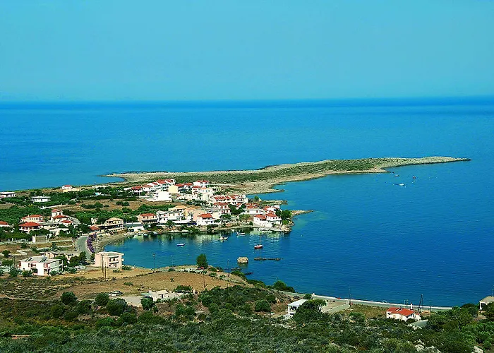 Palazzo Hotel Archangelos (Laconia)